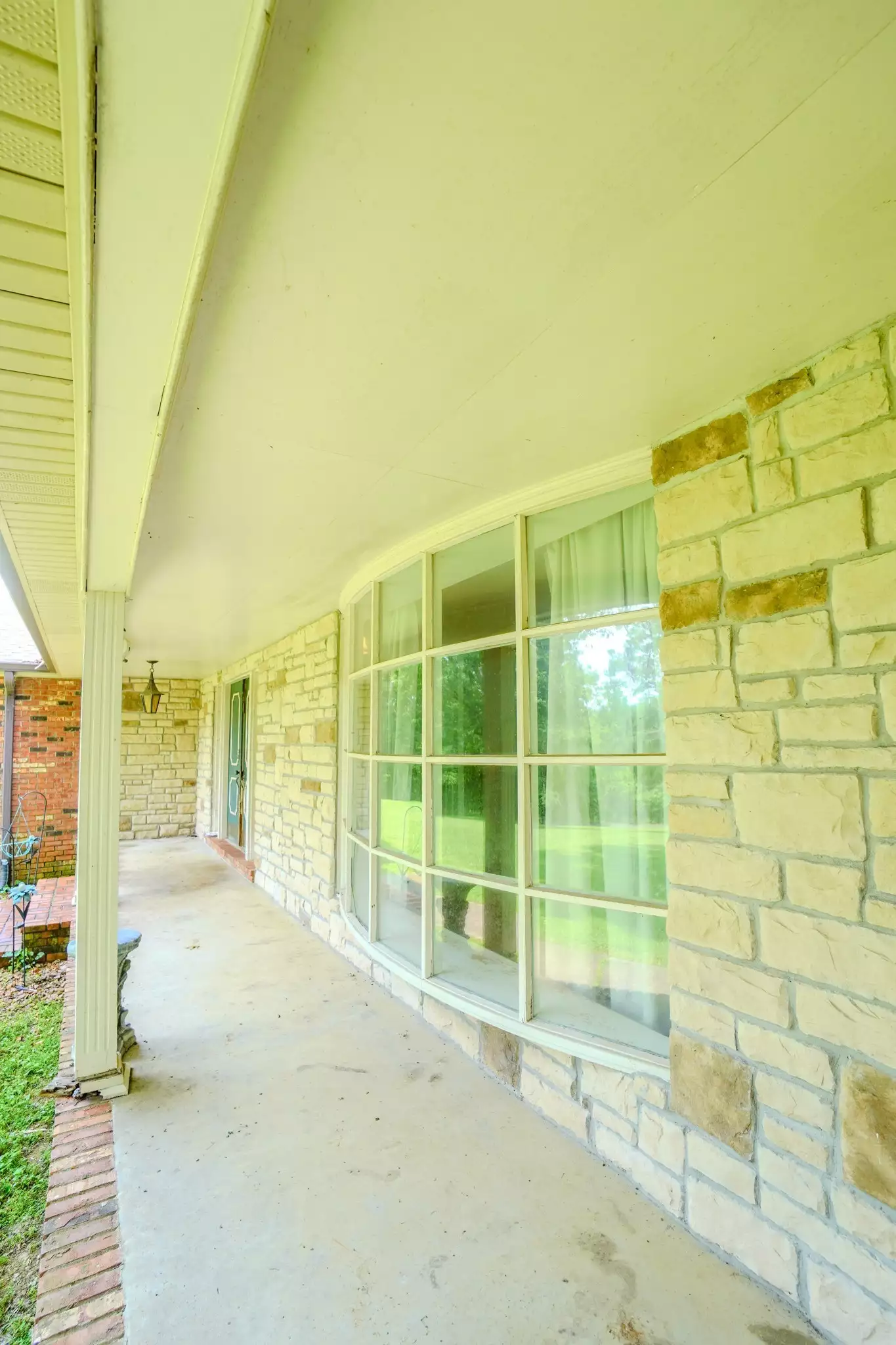 1094B Center Point Rd, Hendersonville, TN  37075