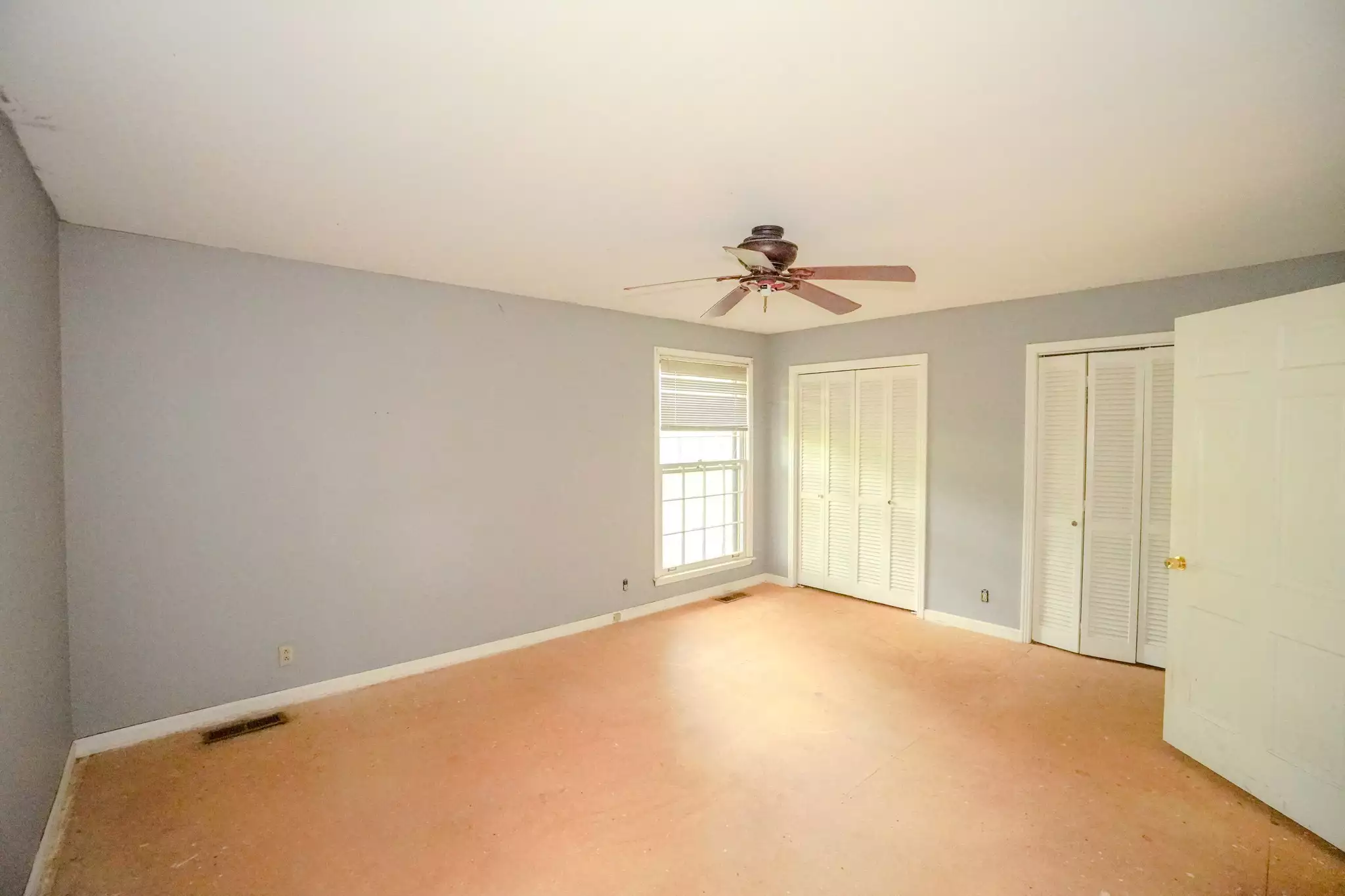 1094B Center Point Rd, Hendersonville, TN  37075