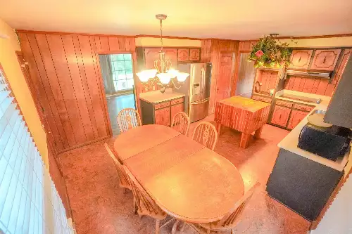 1094B Center Point Rd, Hendersonville, TN  37075