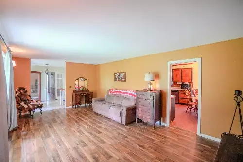 1094B Center Point Rd, Hendersonville, TN  37075