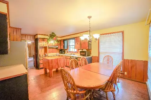 1094B Center Point Rd, Hendersonville, TN  37075