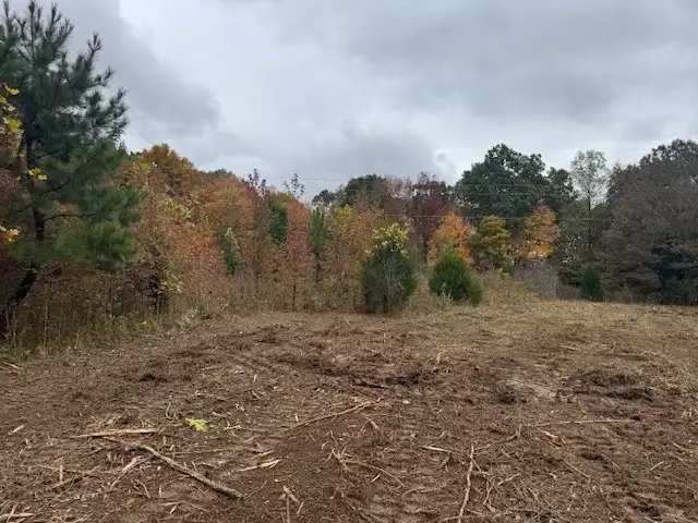 Barren Fork Drive, Bon Aqua, TN  37025