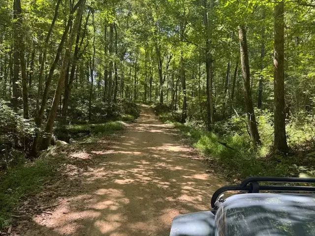 Barren Fork Drive, Bon Aqua, TN  37025