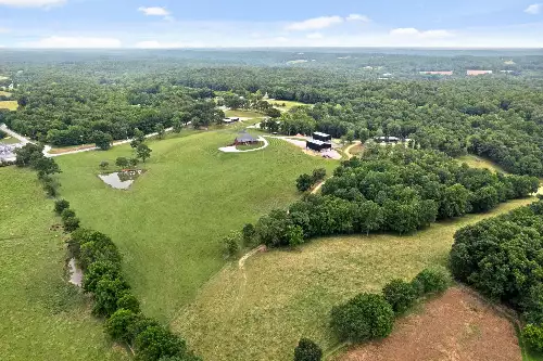 4420 Highway 48, Cumberland Furnace, TN  37051