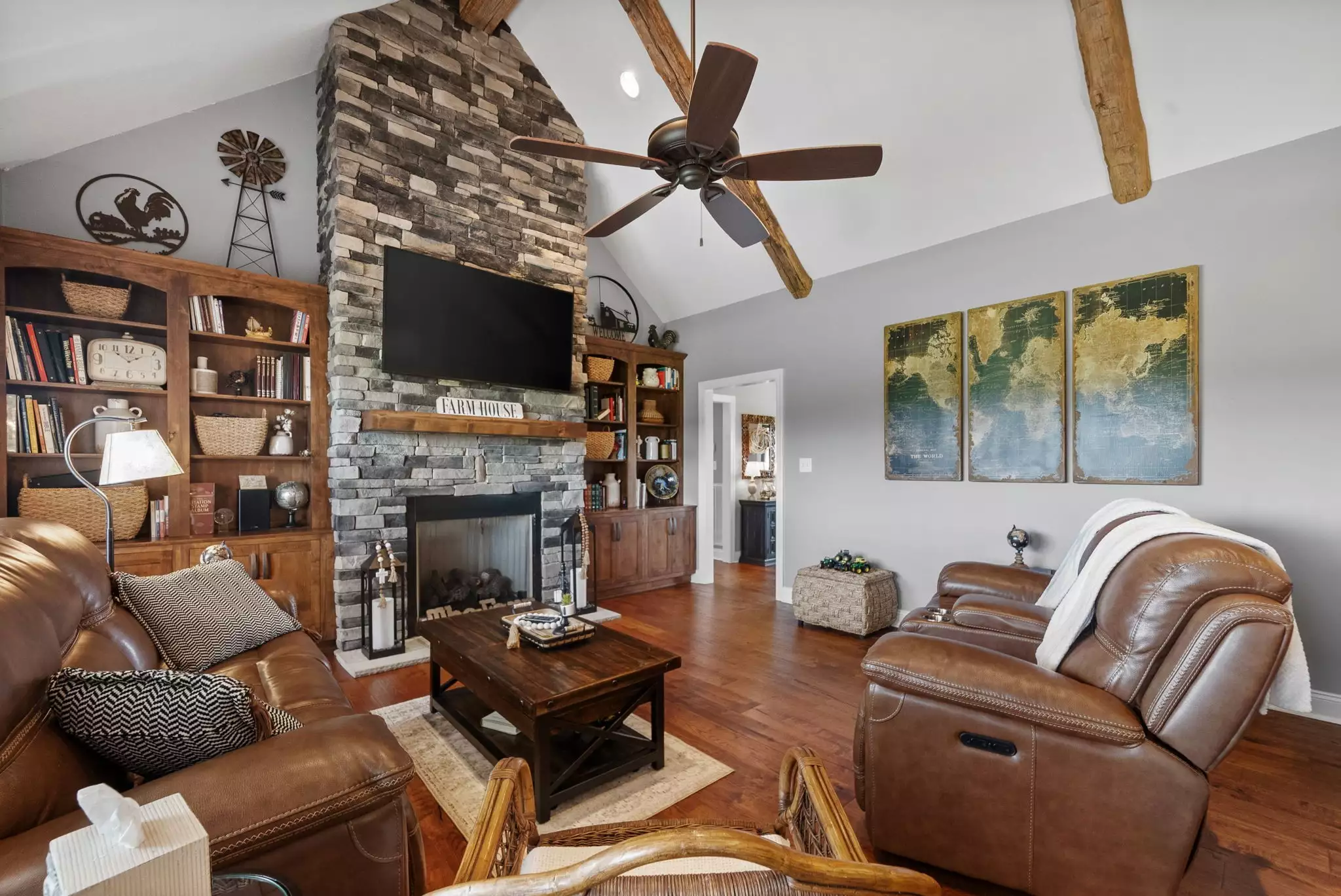 4420 Highway 48, Cumberland Furnace, TN  37051