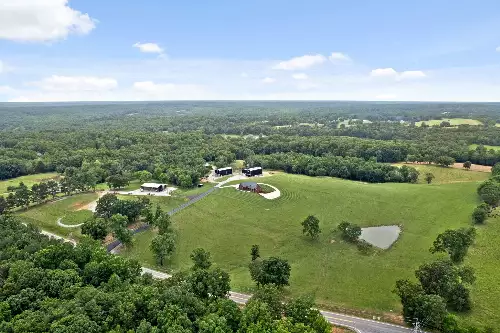 4420 Highway 48, Cumberland Furnace, TN  37051