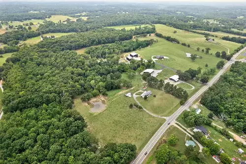 4420 Highway 48, Cumberland Furnace, TN  37051