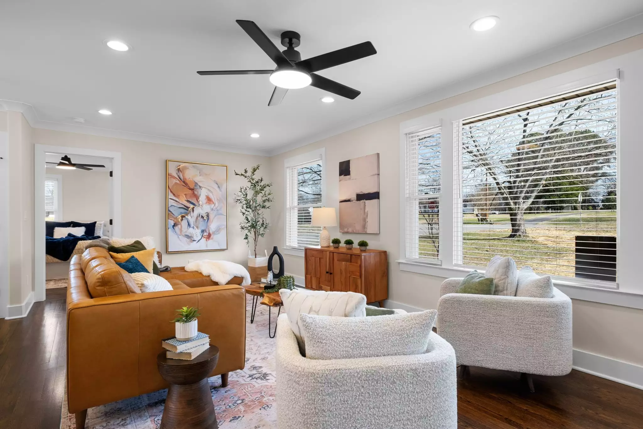 517 Lemont Dr, Nashville, TN  37216