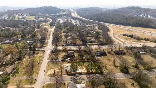 517 Lemont Dr, Nashville, TN  37216