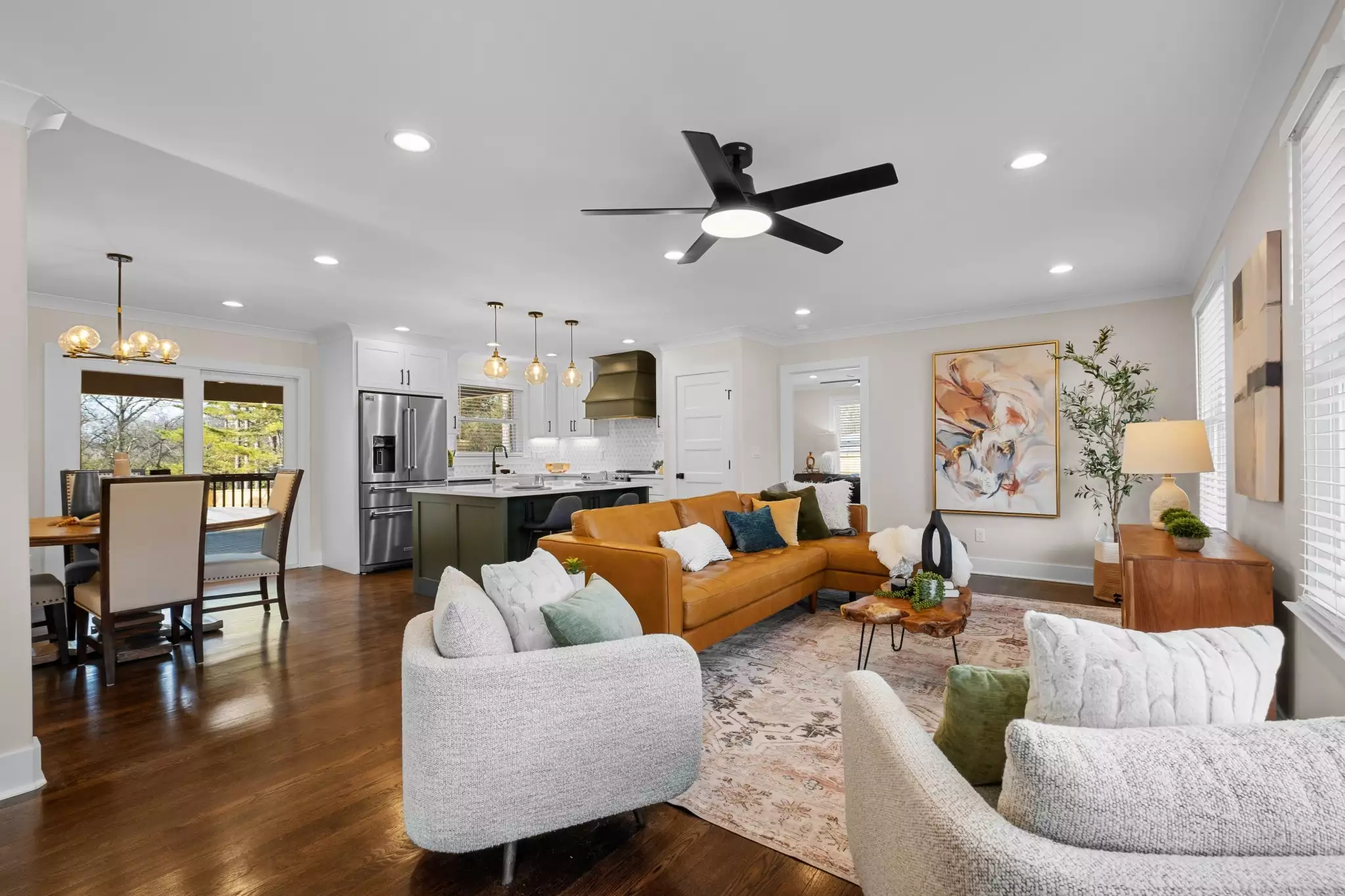 517 Lemont Dr, Nashville, TN  37216