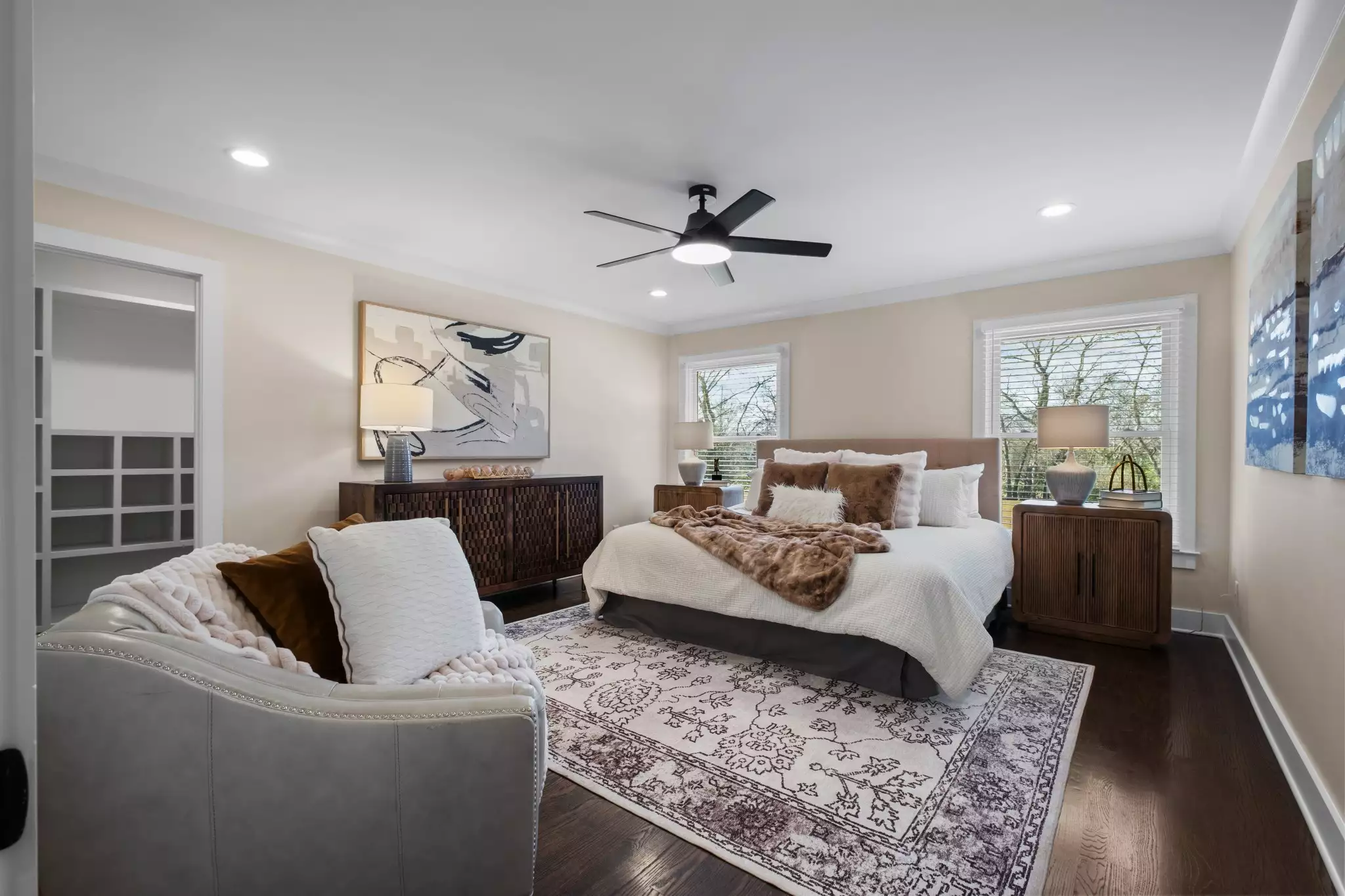 517 Lemont Dr, Nashville, TN  37216