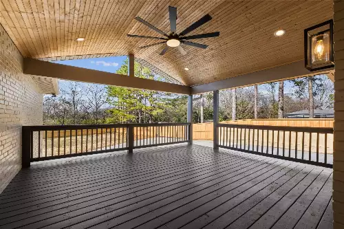 517 Lemont Dr, Nashville, TN  37216