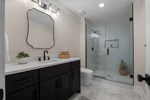 517 Lemont Dr, Nashville, TN  37216