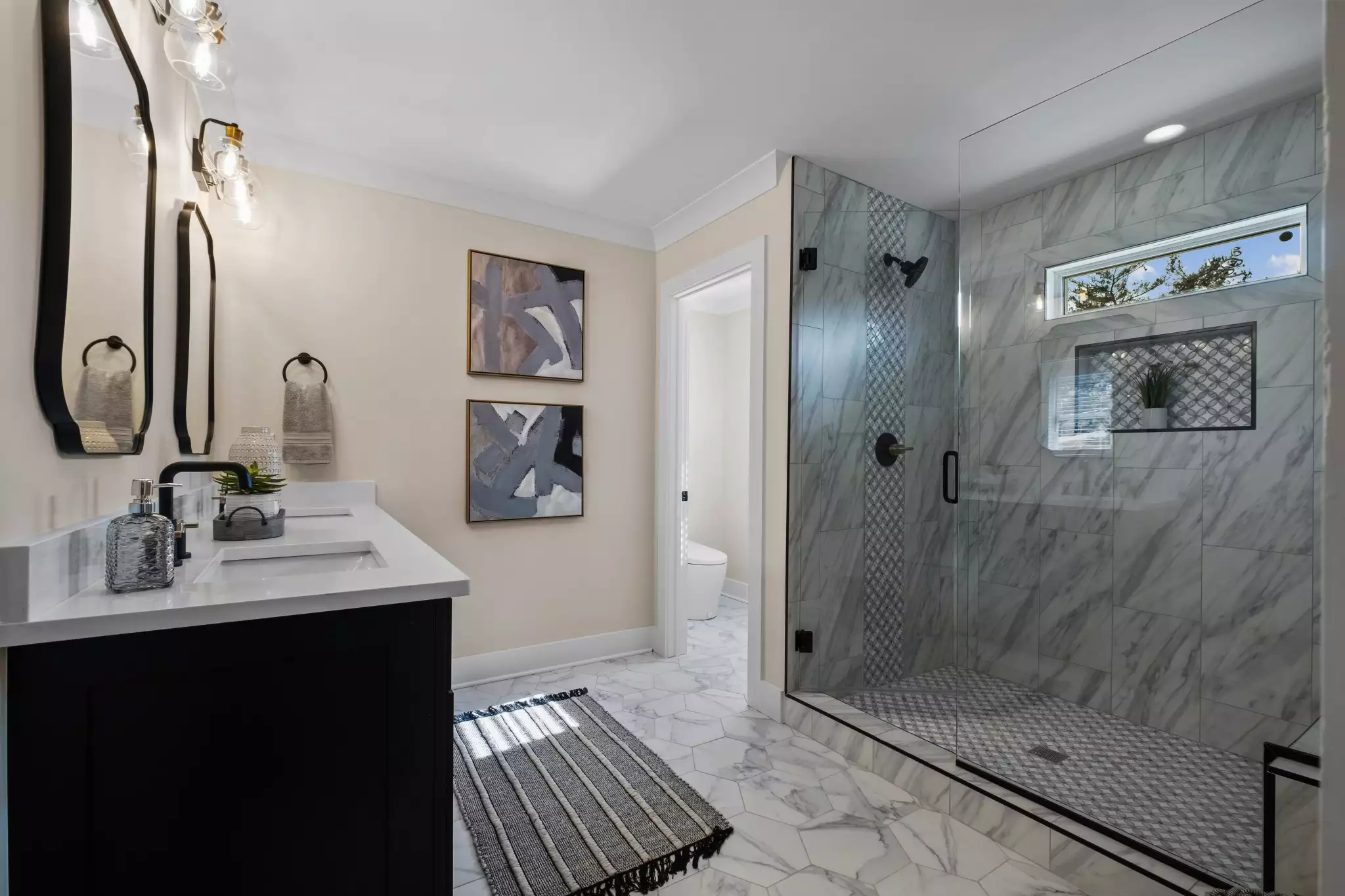 517 Lemont Dr, Nashville, TN  37216