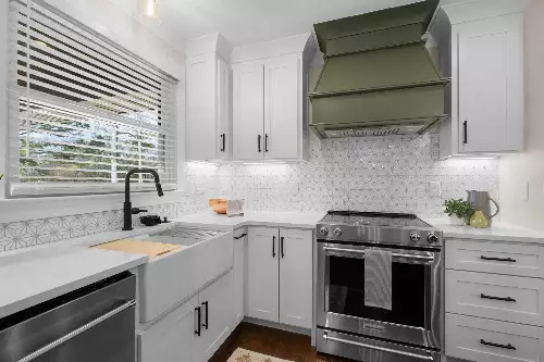 517 Lemont Dr, Nashville, TN  37216