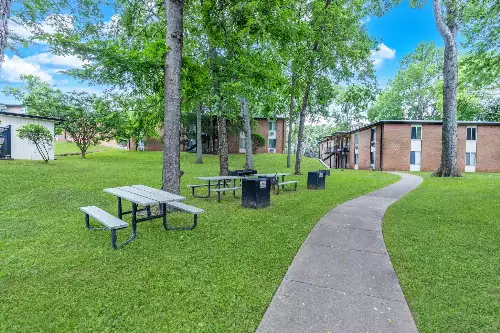 2601 Hillsboro Pike, Nashville, TN  37212