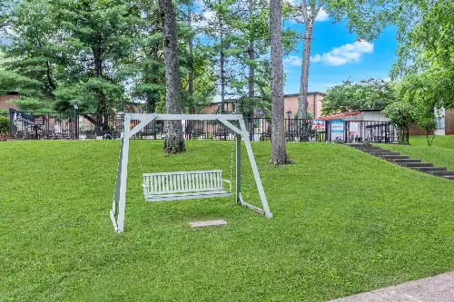 2601 Hillsboro Pike, Nashville, TN  37212