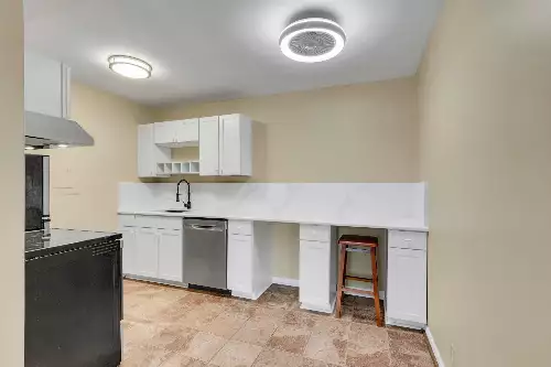 2601 Hillsboro Pike, Nashville, TN  37212