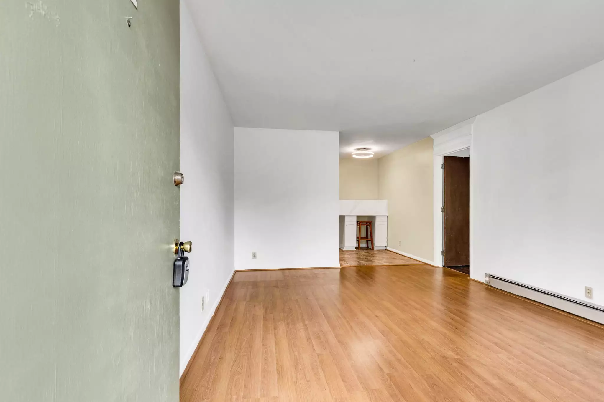 2601 Hillsboro Pike, Nashville, TN  37212