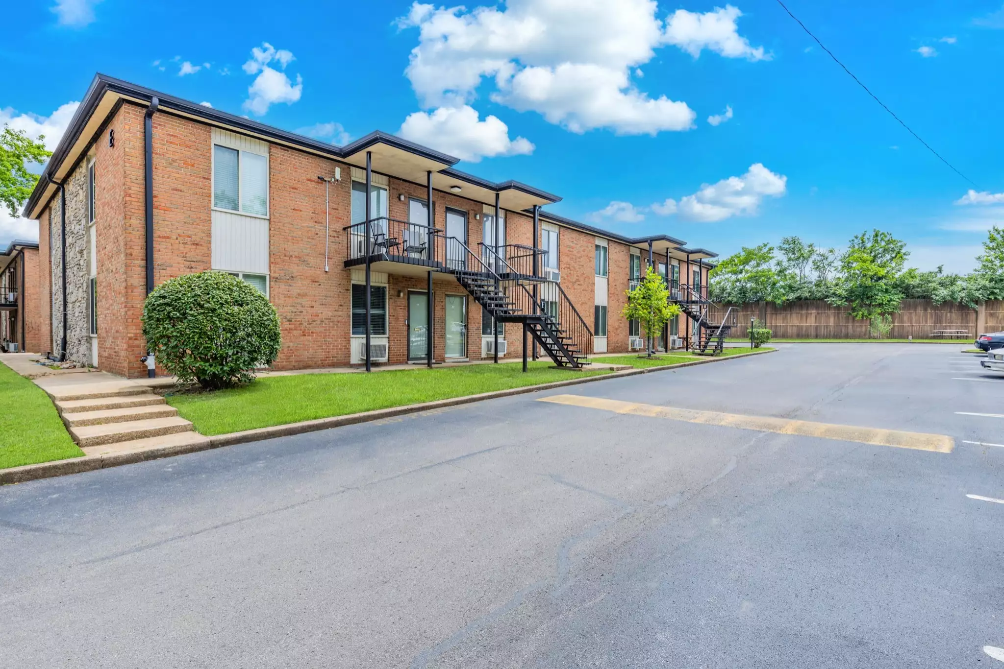 2601 Hillsboro Pike, Nashville, TN  37212