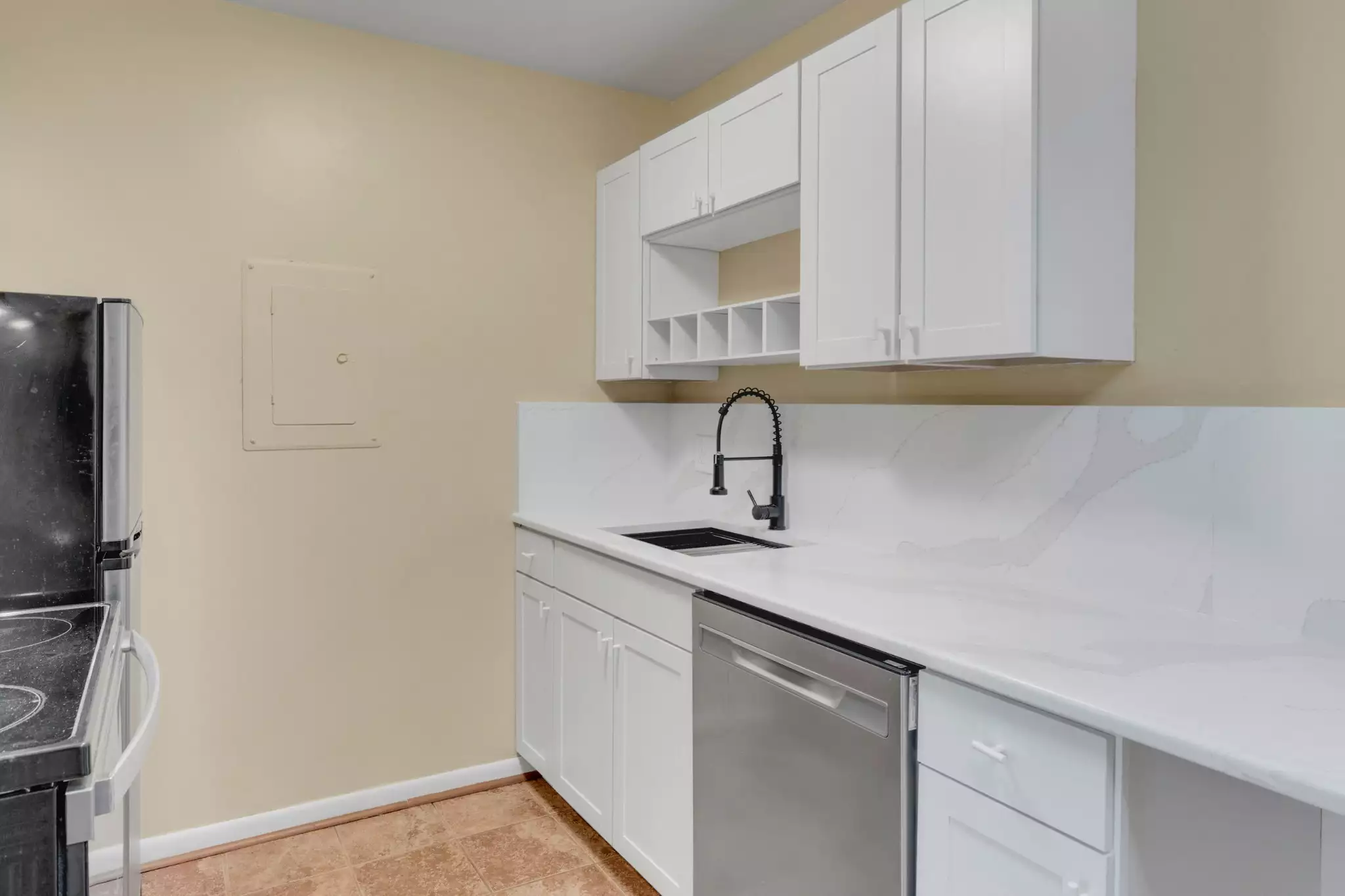 2601 Hillsboro Pike, Nashville, TN  37212