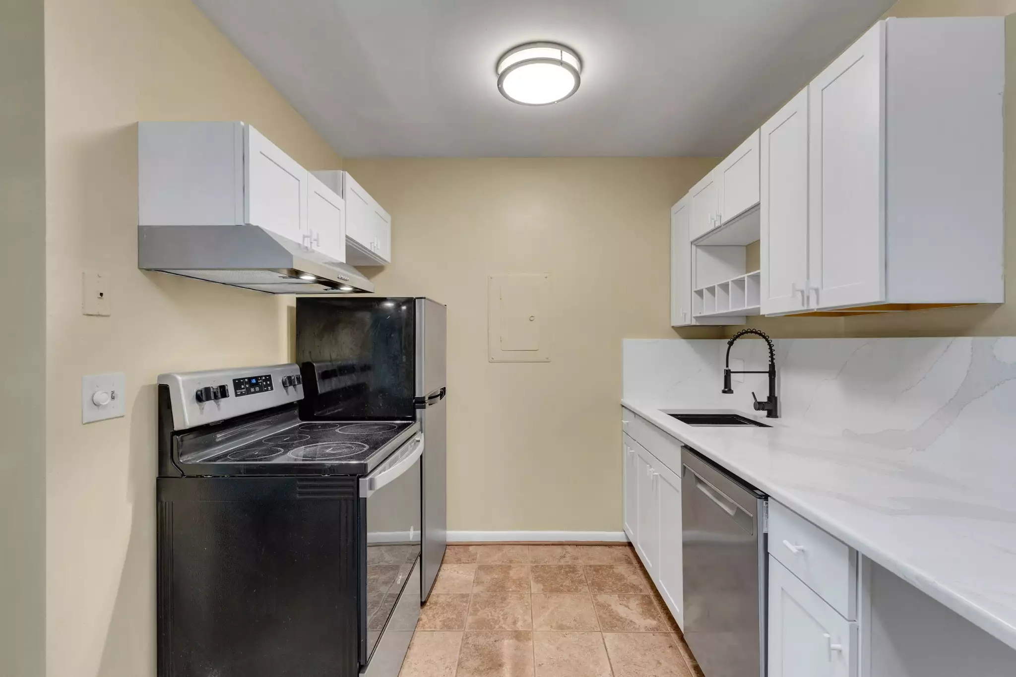 2601 Hillsboro Pike, Nashville, TN  37212