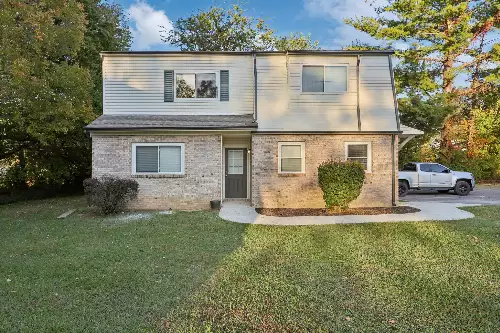 601 E Grundy St, Tullahoma, TN  37388