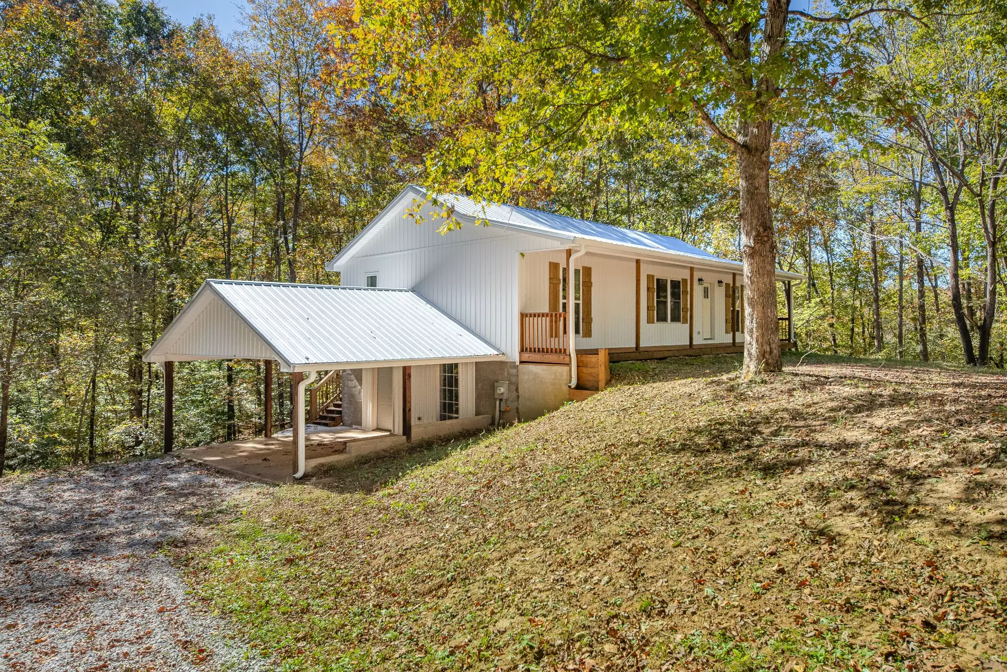 8240 Charlie Brown Rd, Centerville, TN  37033