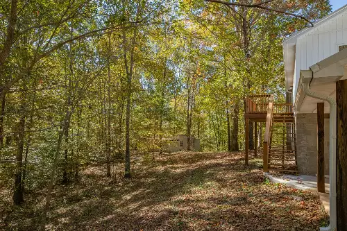 8240 Charlie Brown Rd, Centerville, TN  37033