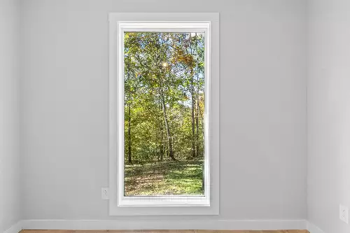 8240 Charlie Brown Rd, Centerville, TN  37033