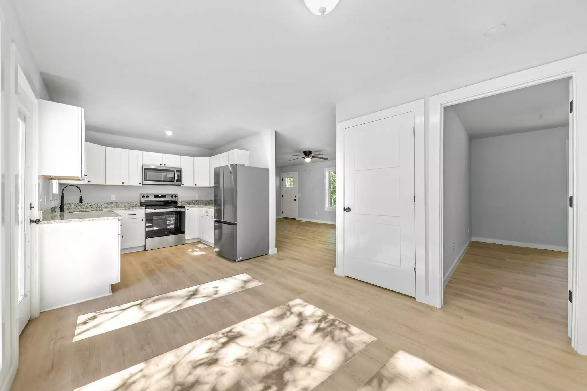 8240 Charlie Brown Rd, Centerville, TN  37033