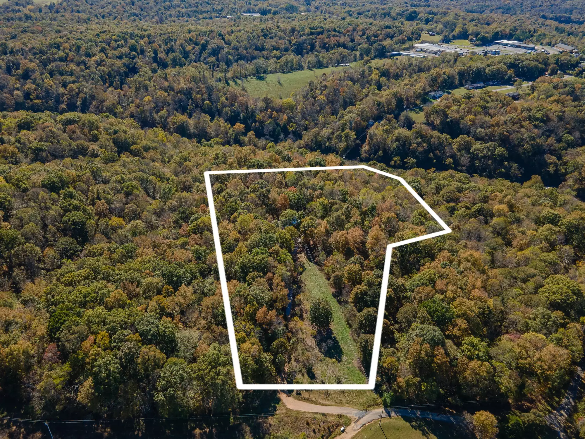 8240 Charlie Brown Rd, Centerville, TN  37033