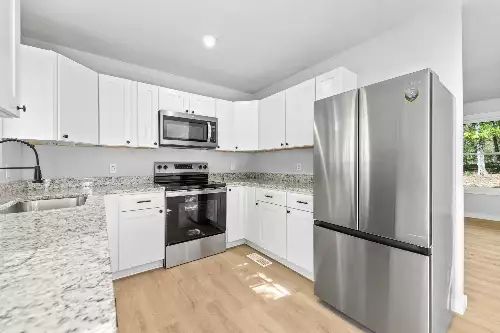 8240 Charlie Brown Rd, Centerville, TN  37033