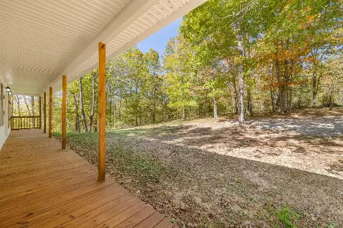 8240 Charlie Brown Rd, Centerville, TN  37033
