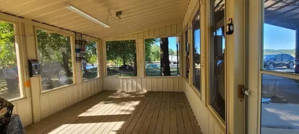 368 Duck Blind Rd, Clifton, TN  38425