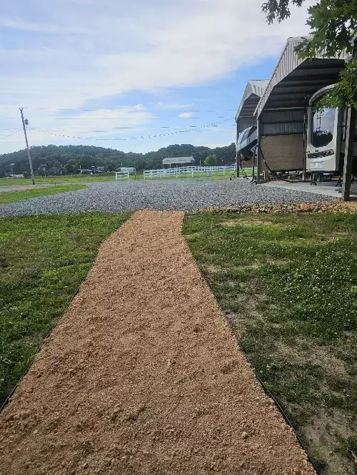 368 Duck Blind Rd, Clifton, TN  38425