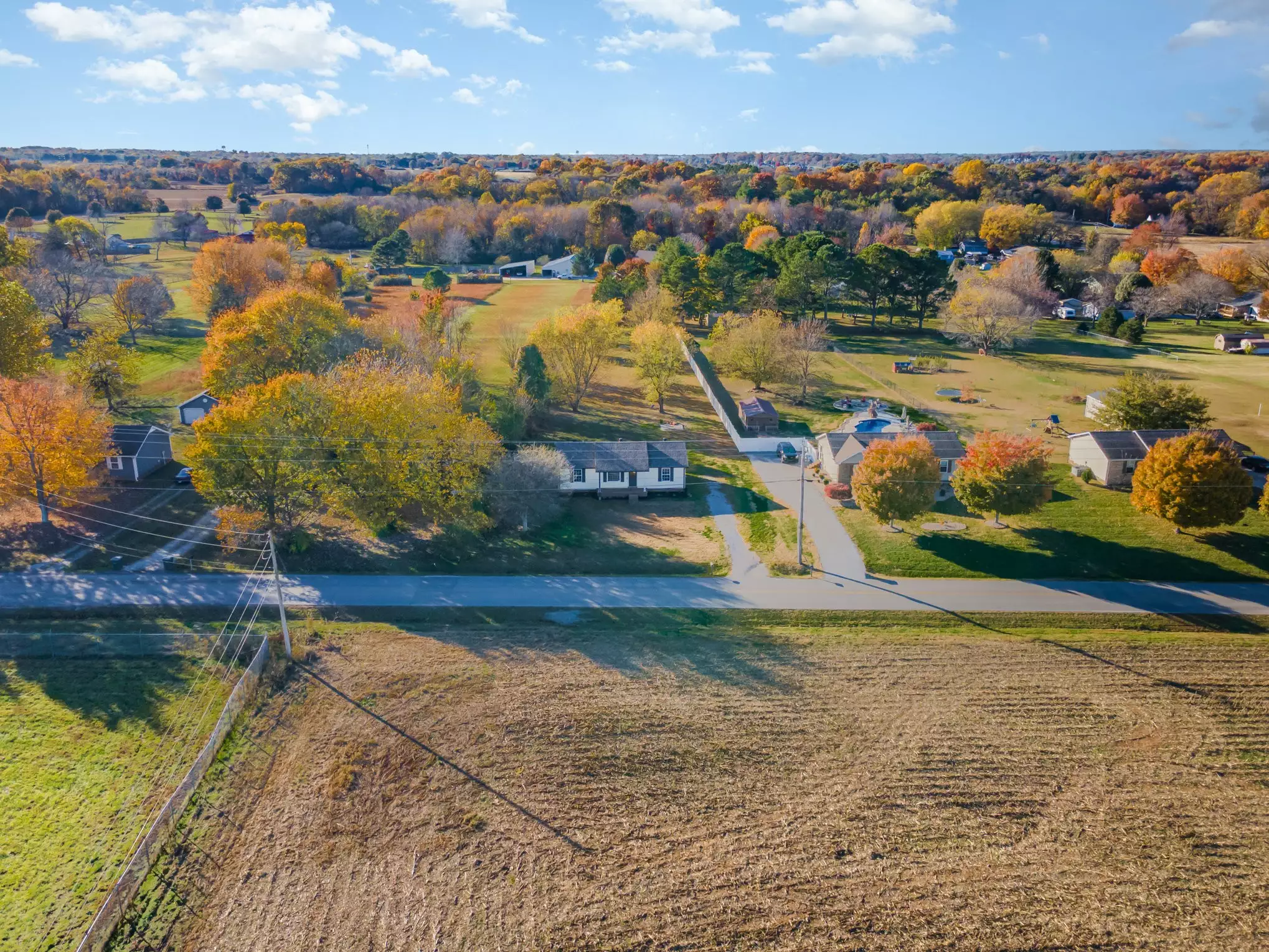 645 Airport Rd, Portland, TN  37148