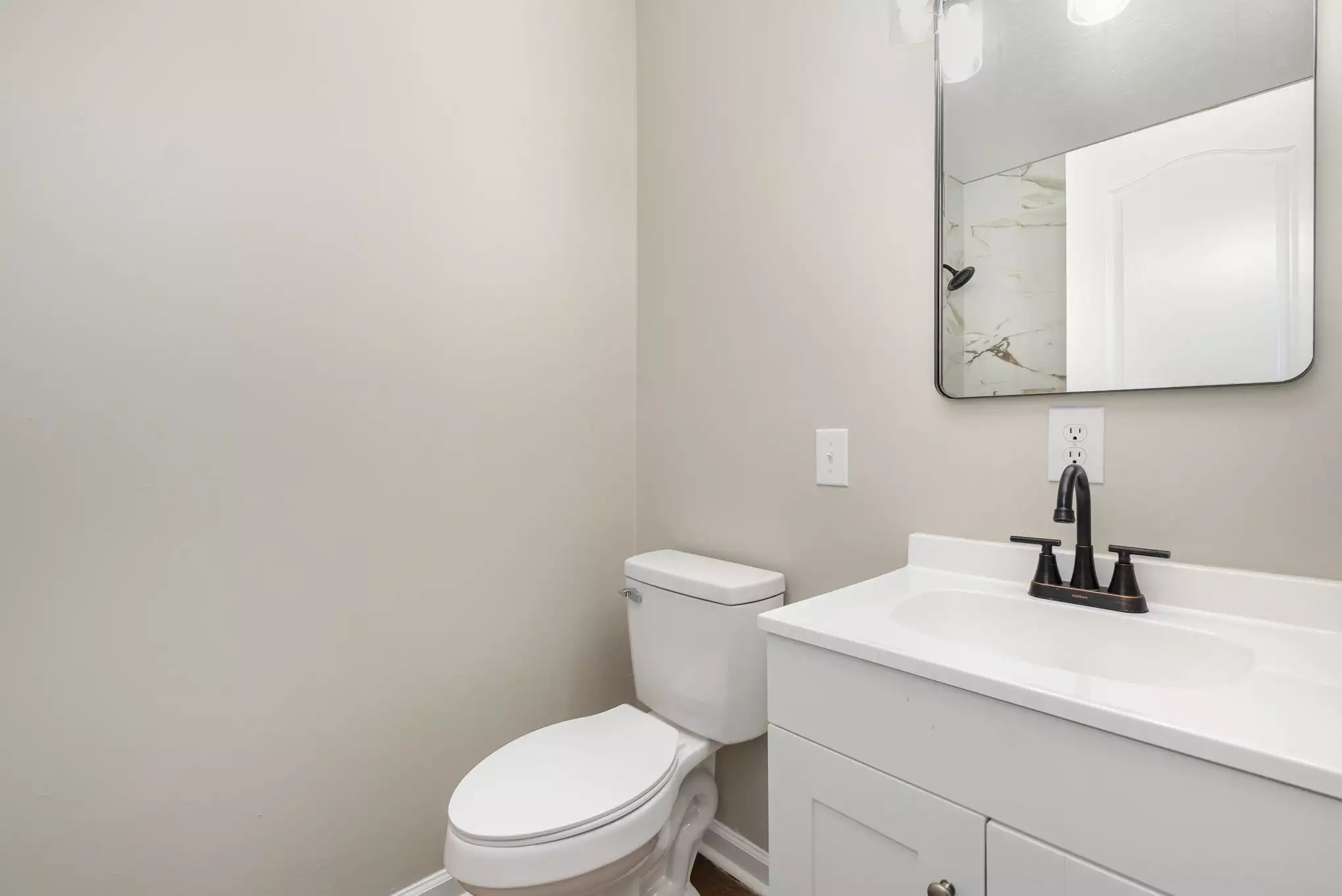 645 Airport Rd, Portland, TN  37148