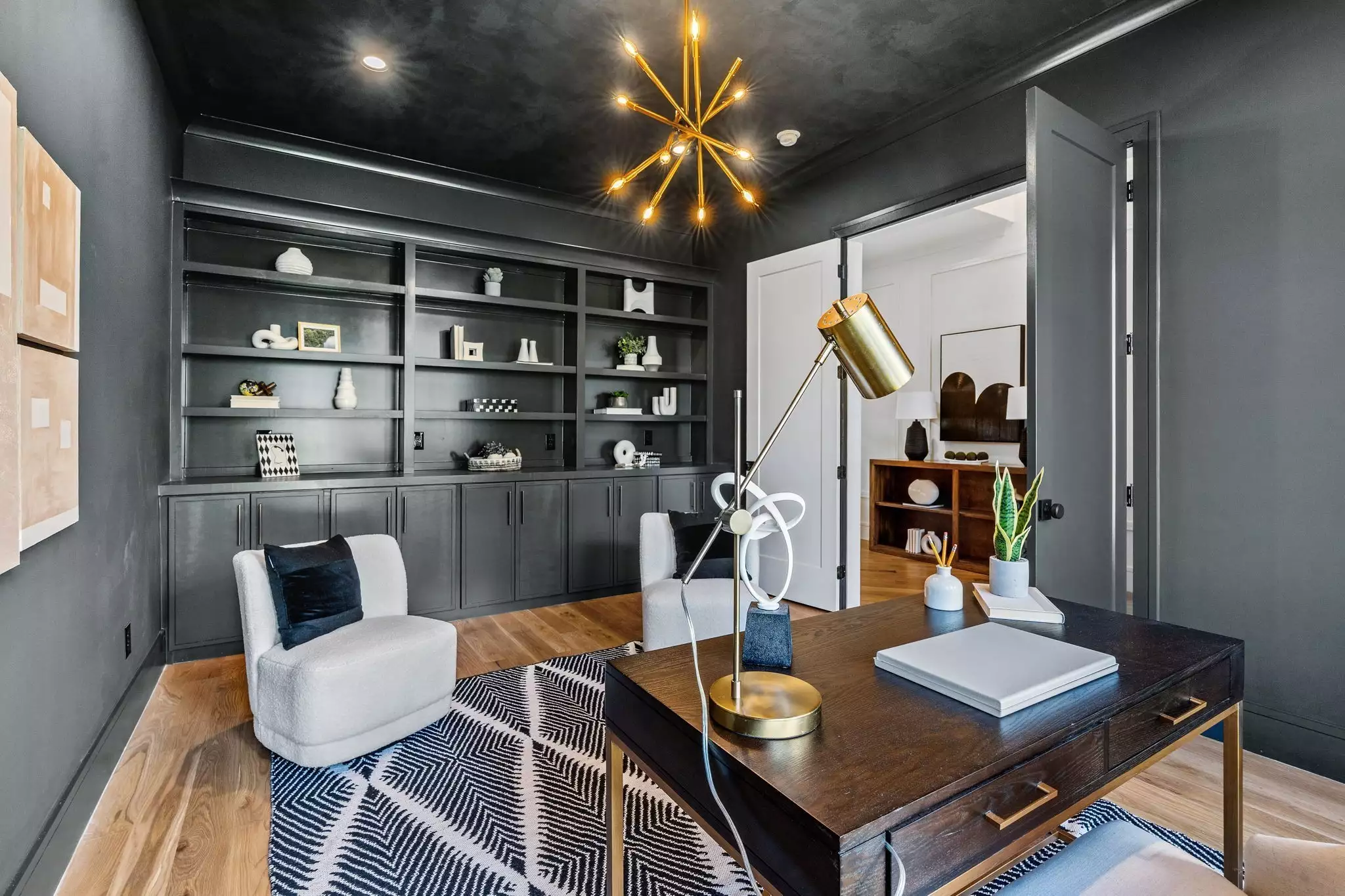 917 Kirkwood Ave, Nashville, TN  37204