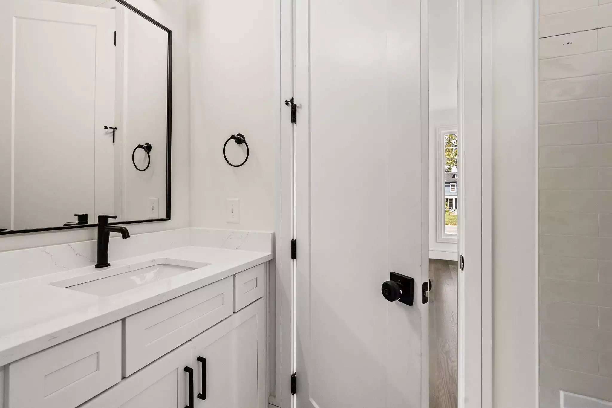 917 Kirkwood Ave, Nashville, TN  37204