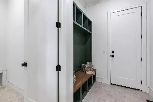 917 Kirkwood Ave, Nashville, TN  37204