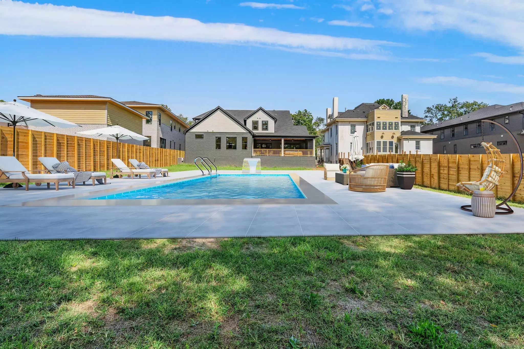 917 Kirkwood Ave, Nashville, TN  37204