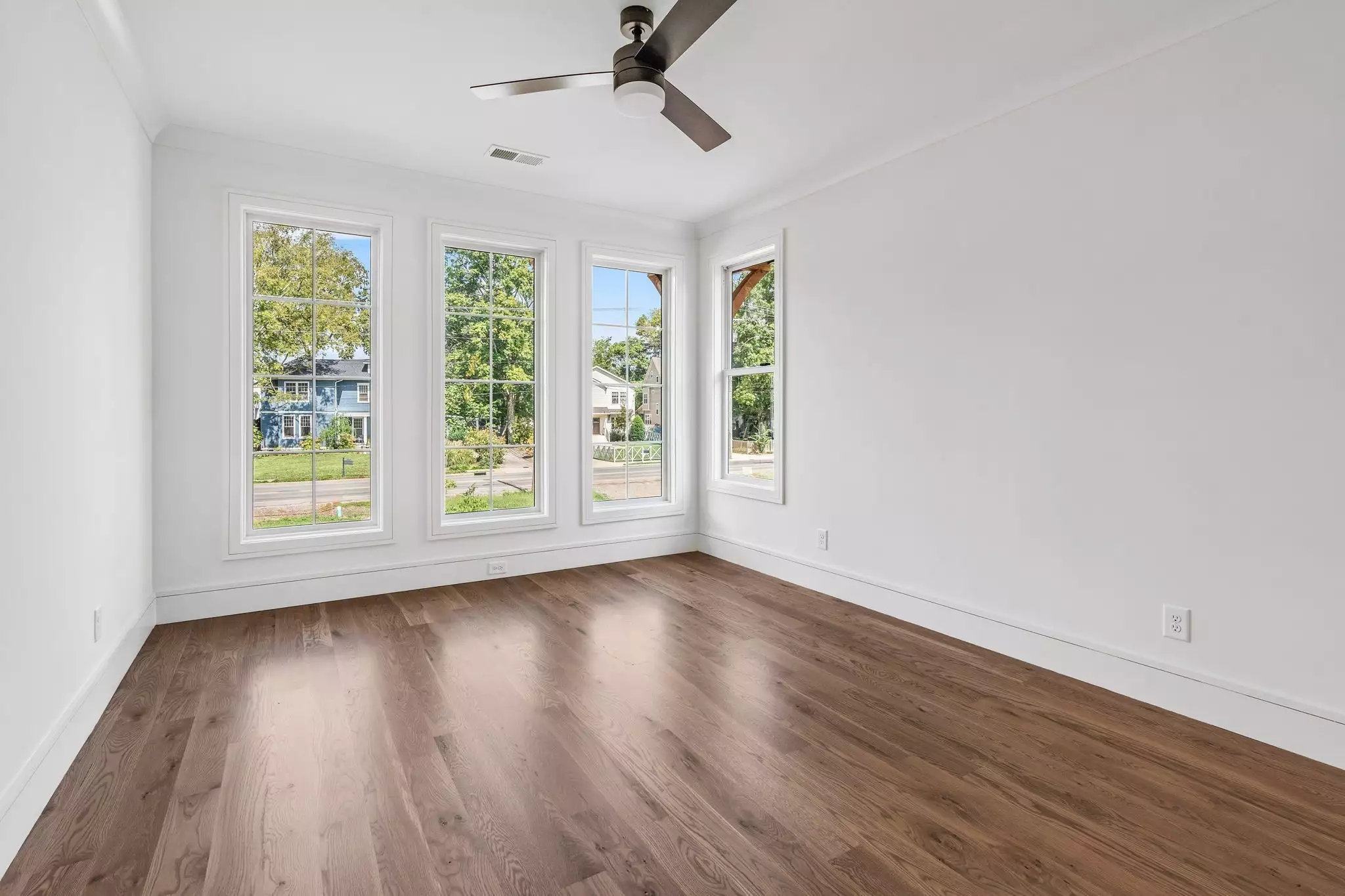 917 Kirkwood Ave, Nashville, TN  37204