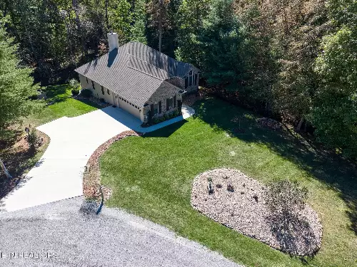 14 Holly Court, Crossville, TN  38558