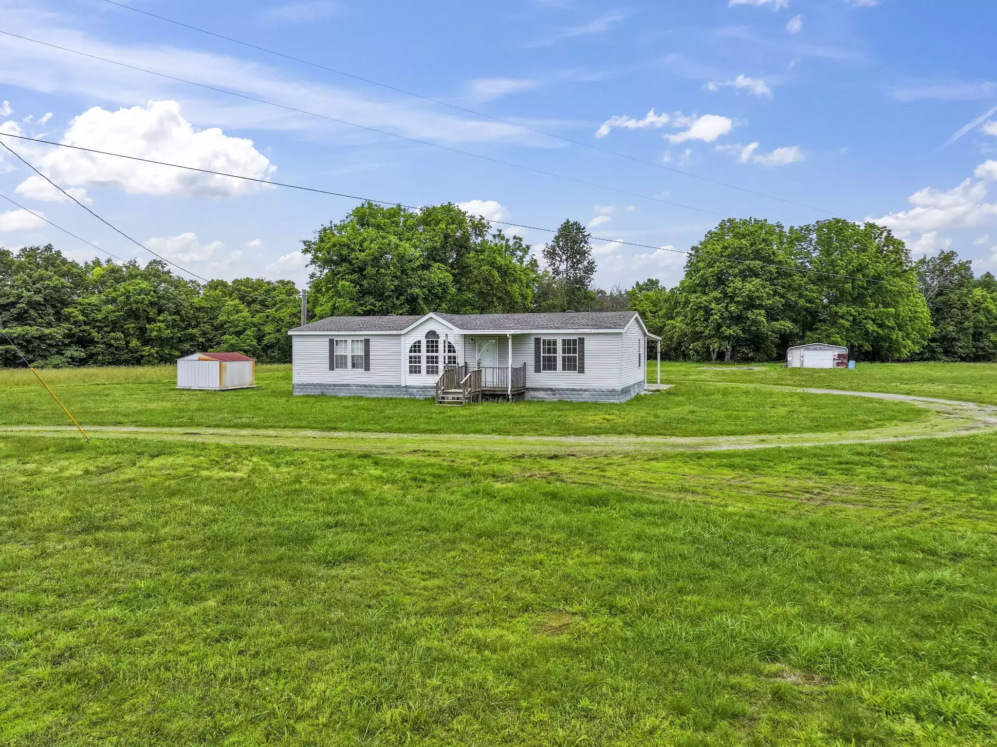 439 Philippi Road, Wartrace, TN  37183