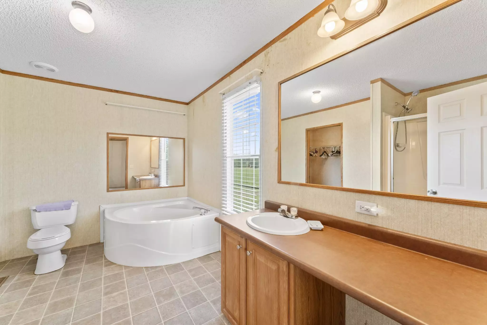 439 Philippi Road, Wartrace, TN  37183