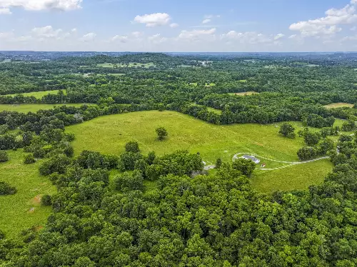 439 Philippi Road, Wartrace, TN  37183