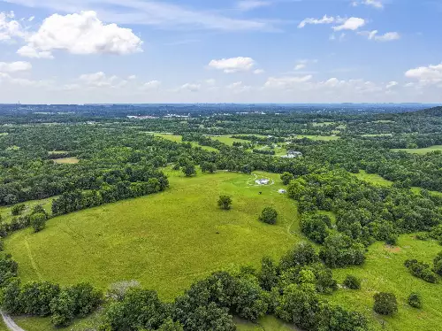 439 Philippi Road, Wartrace, TN  37183