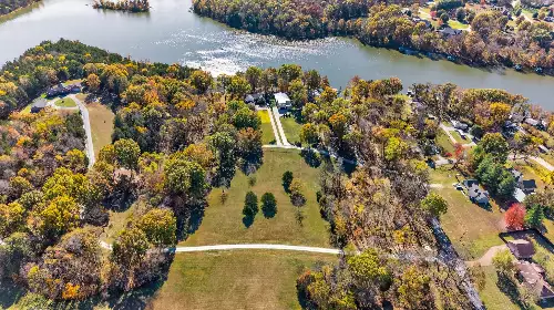 S Wrights Lane, Gallatin, TN  37066