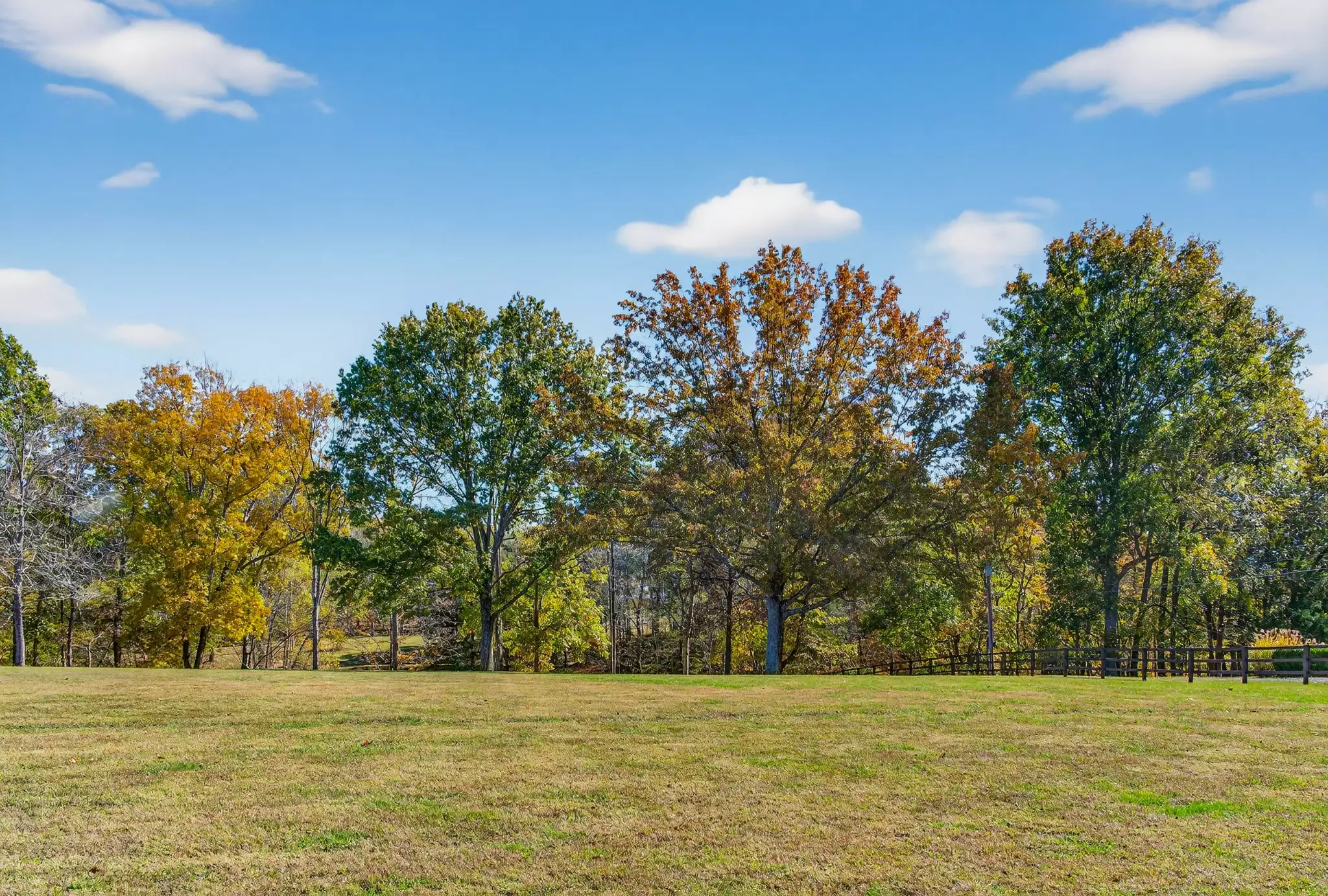 S Wrights Lane, Gallatin, TN  37066